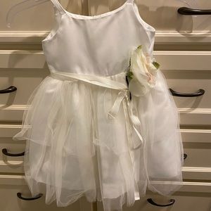 2T dress flower girl